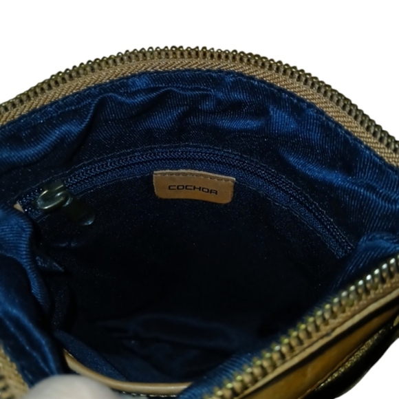 Cochoa Soft Brown Leather Crossbody Bag - Picture 5 of 12